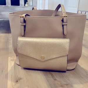 Michael kors purse